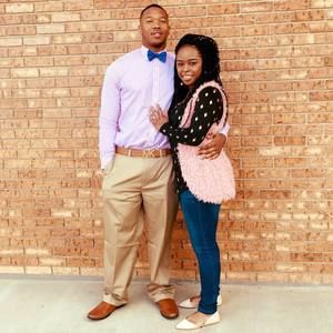 Meet your Posher, Dee